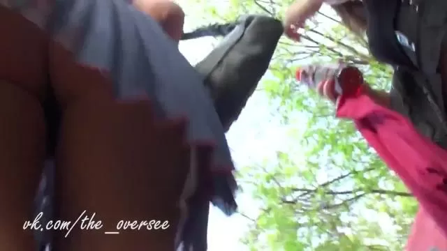  Подглядывание за девушками 